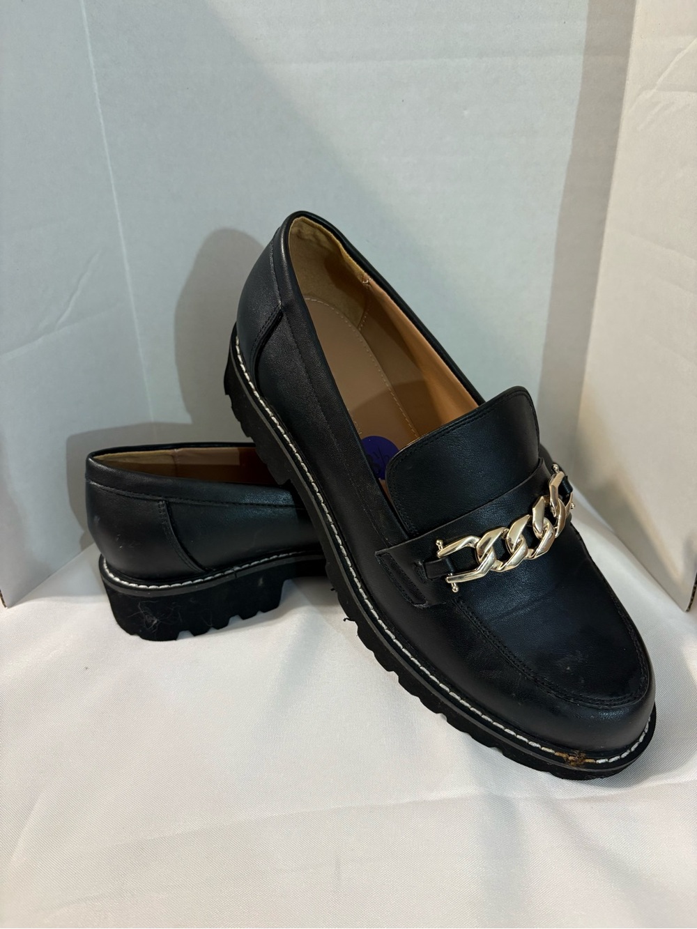 BCBGeneration Tinaa Lug Sole Loafers bold gold tone curb chain women’s black 8.5